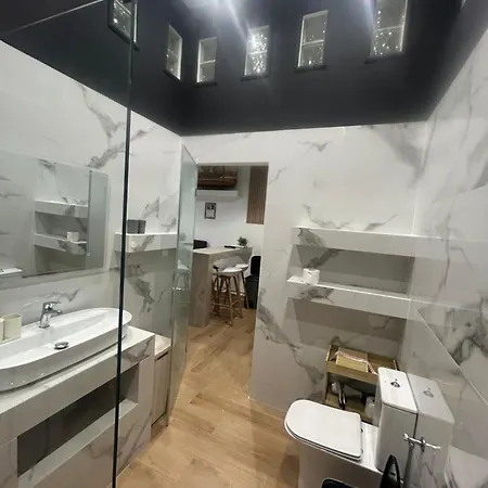 Pedro Navarino 2 * لاغاناس