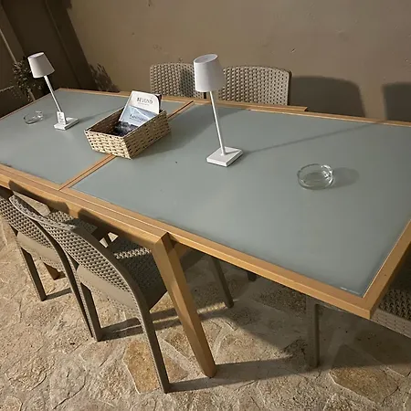 Pedro Navarino 2 * لاغاناس